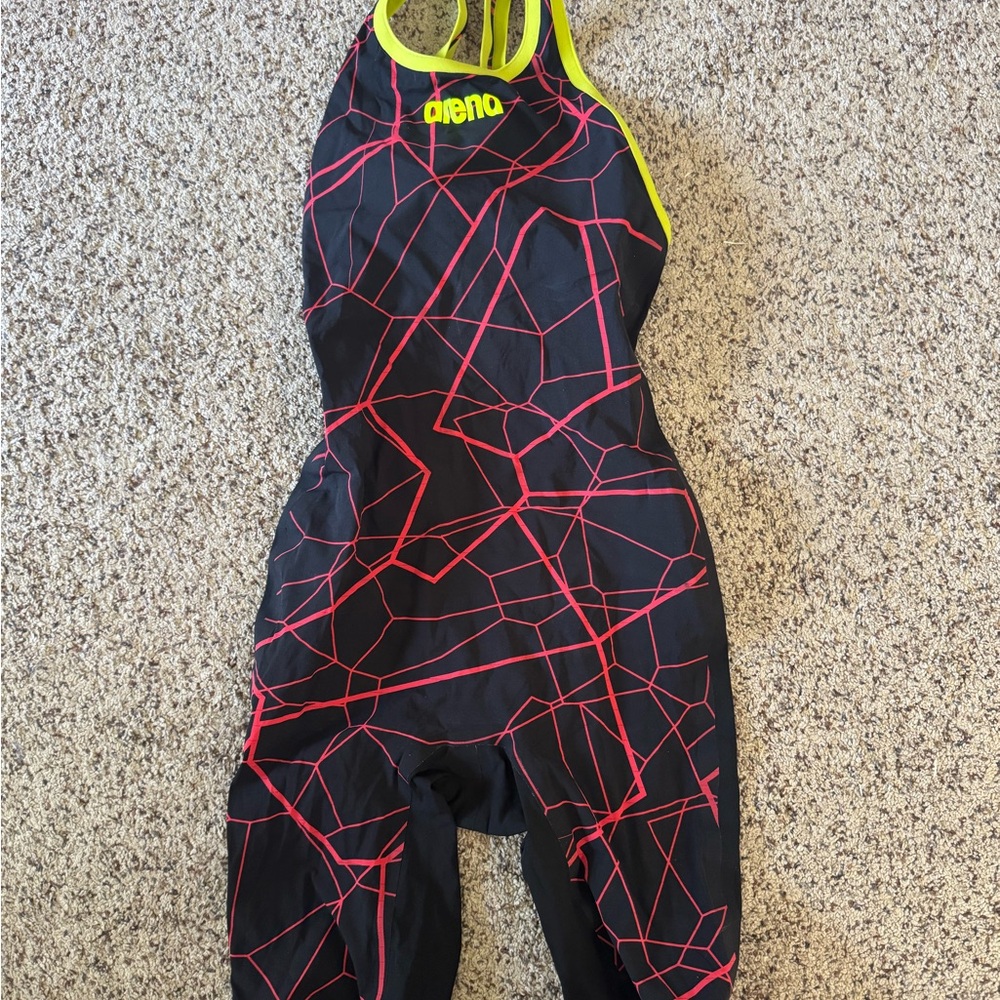 Arena Powerskin Carbon Air Tech Suit - Black and Red